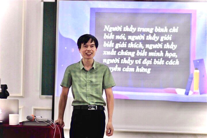 Thầy giáo chữ đẹp Nguyễn Đương Ánh