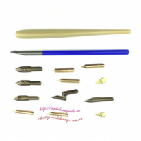 Quản nhựa vàng William Mitchell (N)